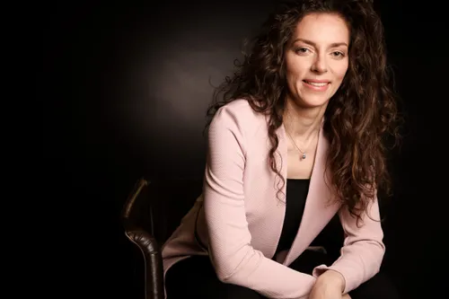 Julia Waal — Partner / Julia-Waal-Design